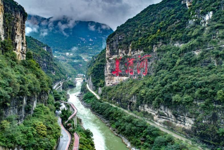 坤源龍酒行(xíng)業(yè)動态